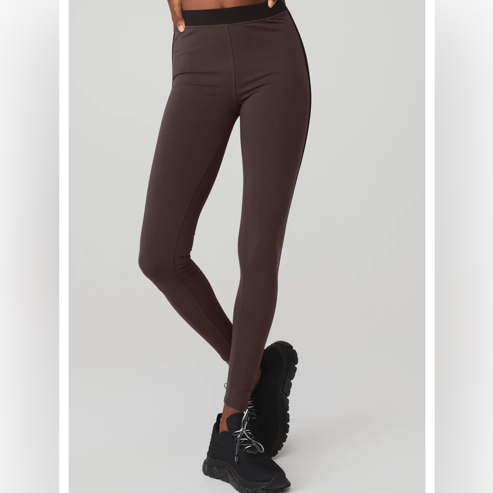 ALO YOGA AIRBRUSH HIGH-WAIST STREAM LINED LEGGING raisin/black sz XS
